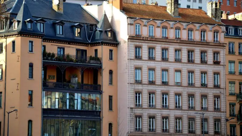 Isolation thermique en Suisse : pourquoi remplacer vos vitrages avant l’hiver ?